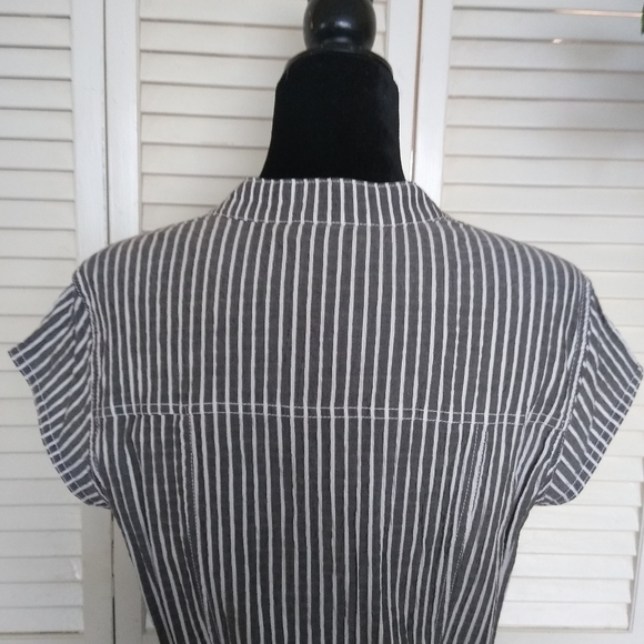 NWT White House Black Market Striped Belted Dress Size 10 Grey & White Striped - Picture 7 of 13